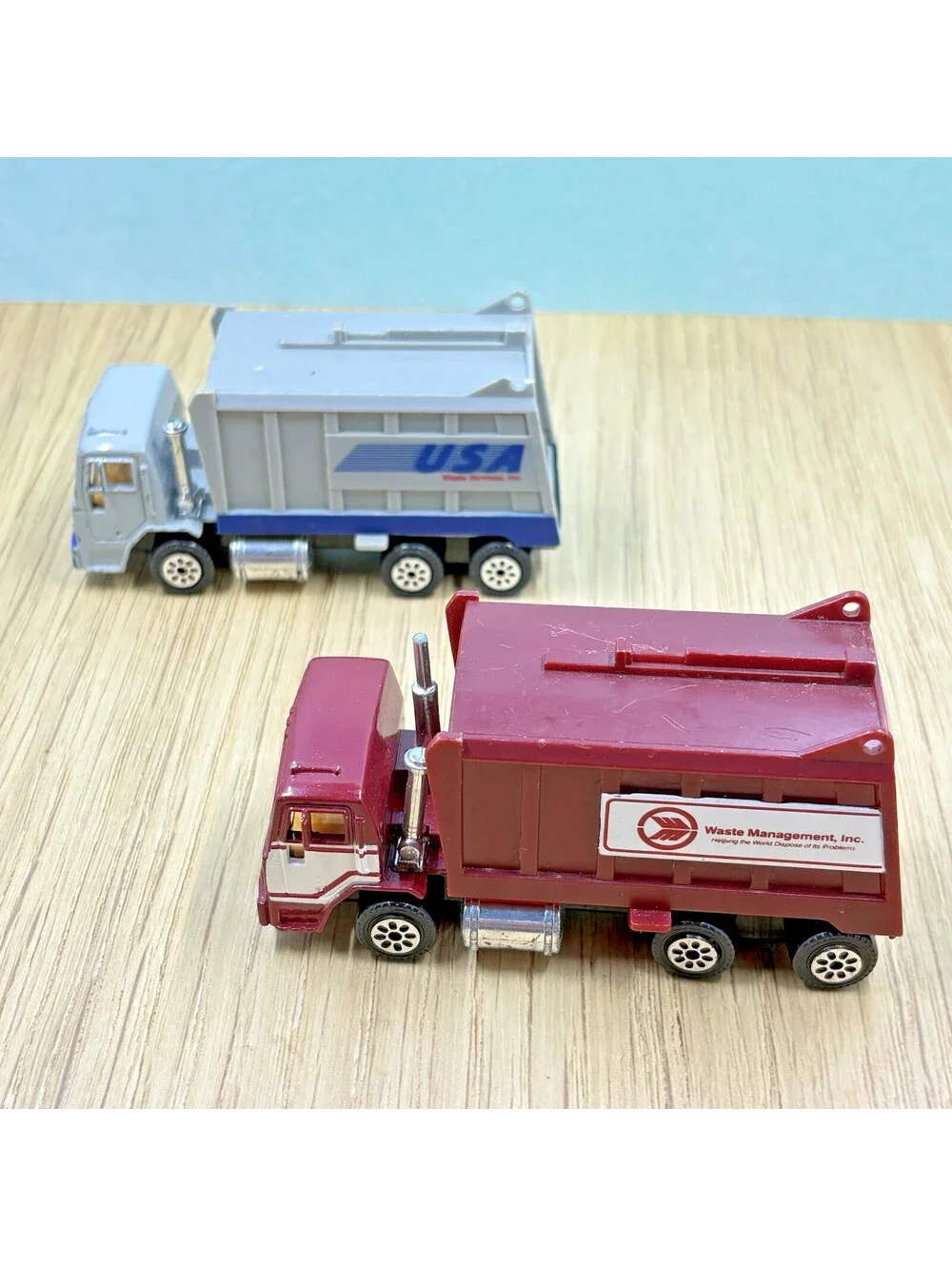 Lot of 2 Road Champs Garbage Trucks Waste Management & USA Waste Services